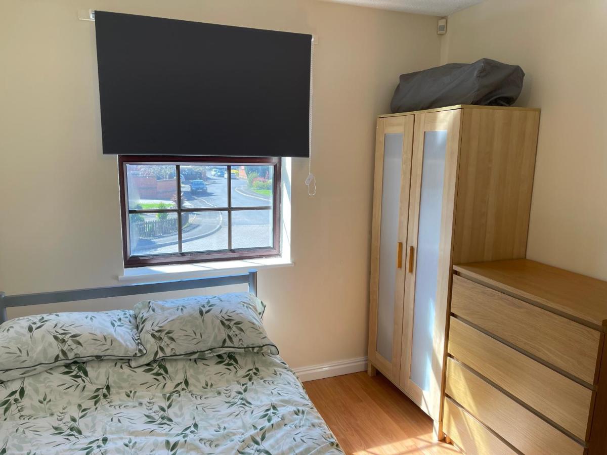 Large, Quiet, Sleeps 16, 4 Bathrooms, Parking, เลสเตอร์ ภายนอก รูปภาพ